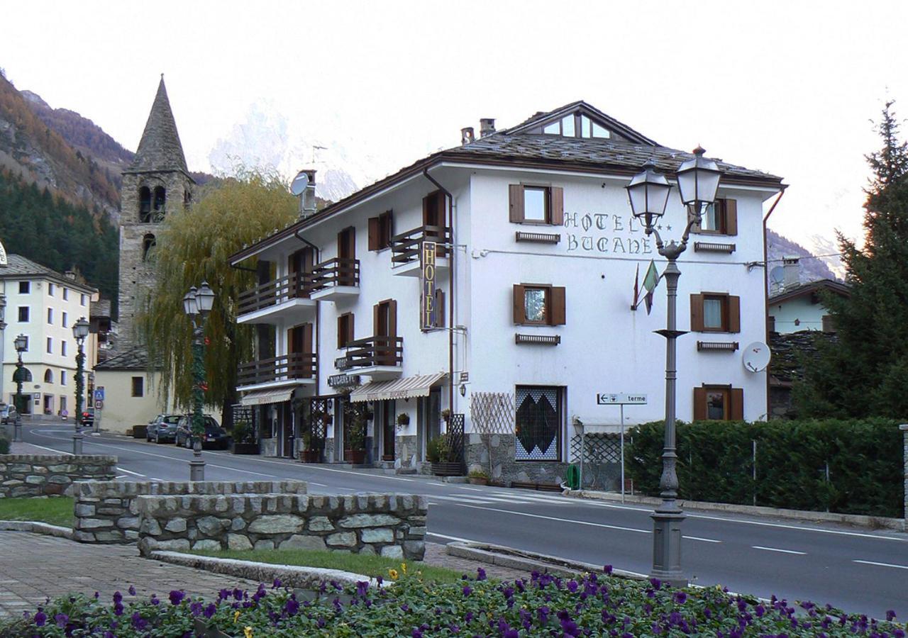 Hotel Bucaneve Pré-Saint-Didier Exterior foto